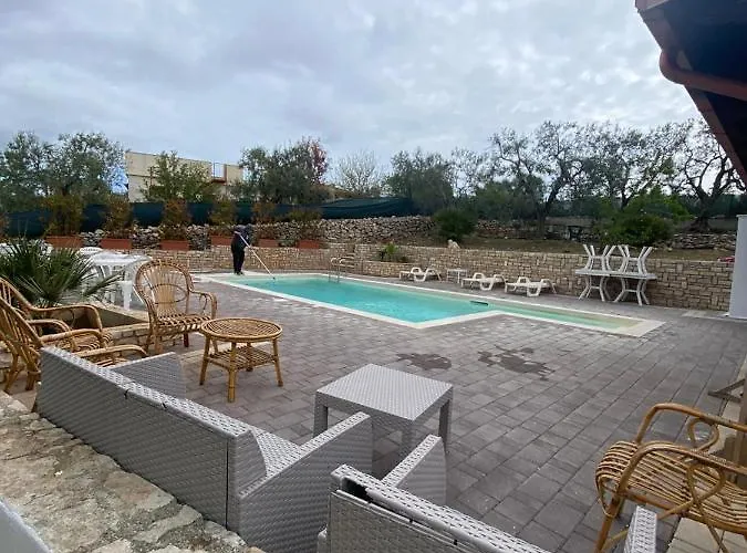 Antonia Con Piscina Bed & Breakfast *