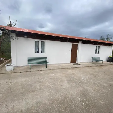 Oda ve Kahvaltı Antonia Con Piscina Corato